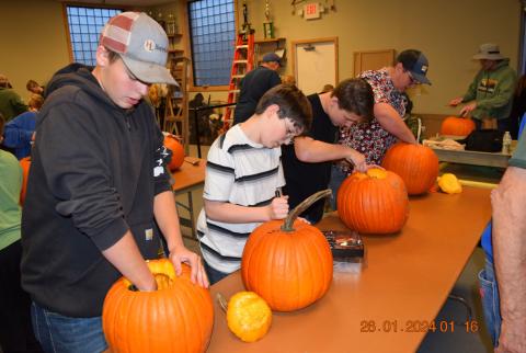 PUMPKIN CARVING CONTEST