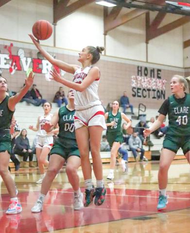 Beaverton’s Myah Hubble flips one up and in during a recent game. The Beavers will host a district tournament next week.