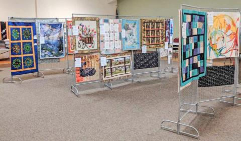 CALLING ALL QUILTERS