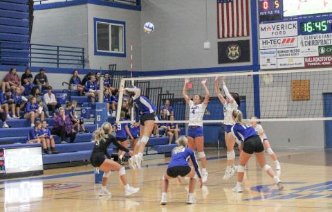 Gladwin Varsity Volleyball scrimmage against Beal City.