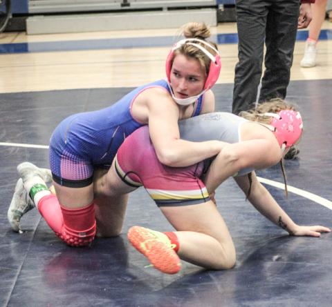 Gladwin’s Abby Thume won the championship at 120 at Sunday’s individual district tournament.