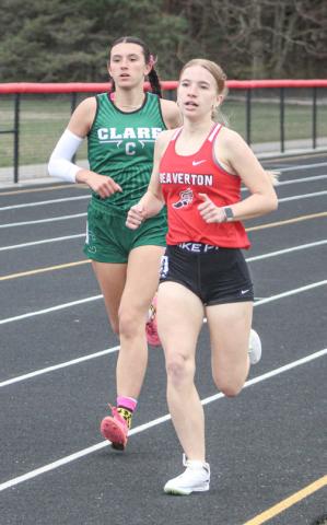 Tessa Wohlschlegel runs the 1,600 meters.