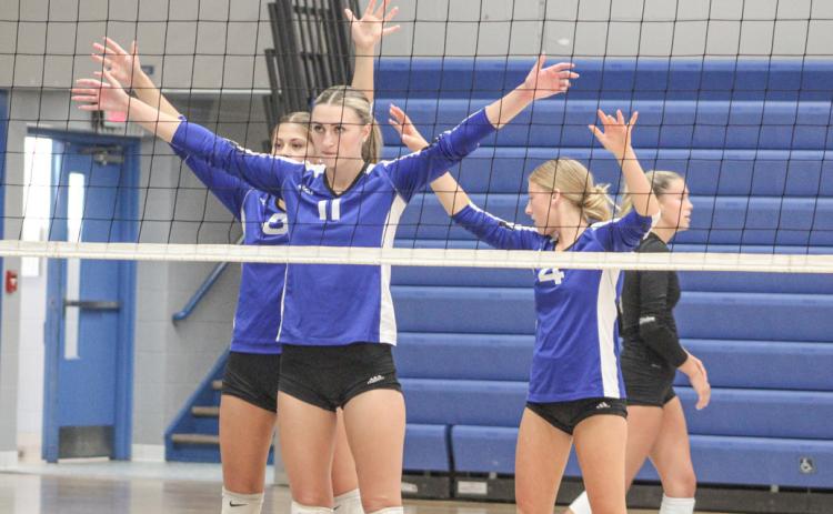 Gladwin volleyball team makes progress at quadrangular
