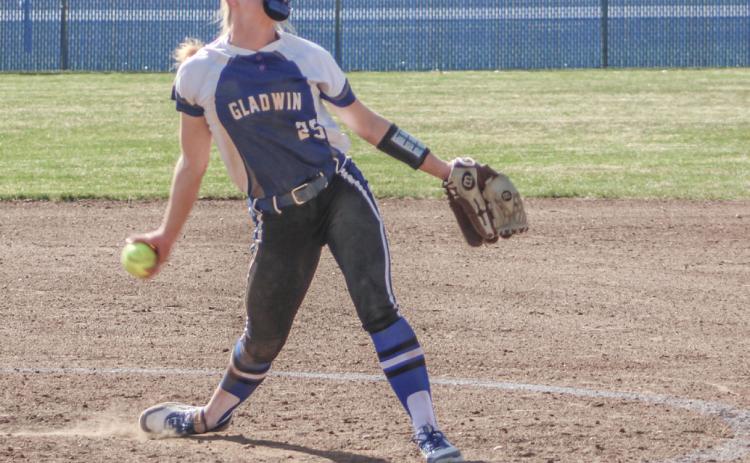 Gladwin softball team swept by Clare