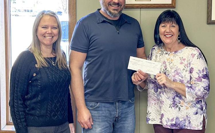 CHRISTMAS KINDNESS RECEIVES DONATION