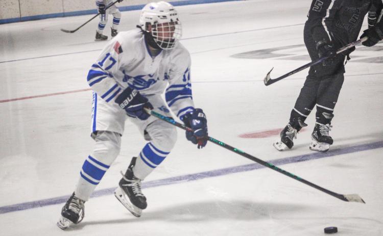 Gladwin’s Braeden Guzman enters the zone during the season-opener against Jackson United. The Flying G’s fell to 0-2 on the season with a loss at Bay City last week.