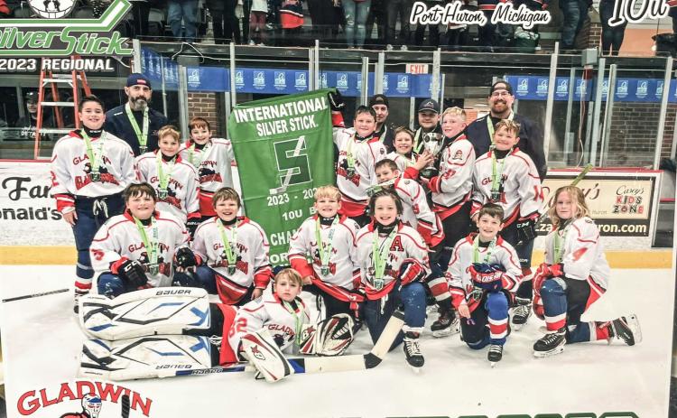 Gladwin Gladiators  Squirts competed at  Regional Silver Sticks