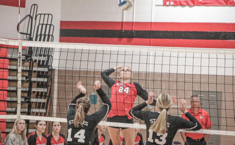 Beaverton’s Harlie Lanson had eight kills Wednesday night in a four-set loss to visiting Ogemaw Heights.