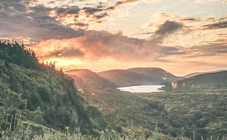 DNR PHOTO AMBASSADOR SNAPSHOT: GOLDEN HOUR GLOW