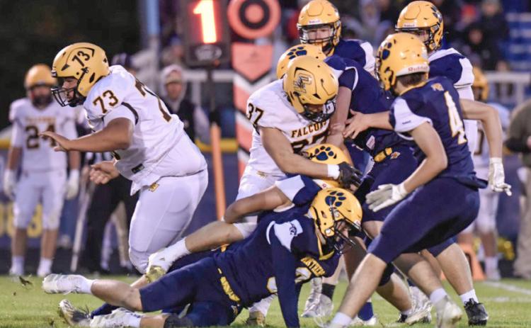 Ogemaw Heights ran its winning streak to seven and headed into this week’s Division 5 playoffs as the top seed in the Division with a victory at Croswell-Lexington Friday night. PHOTO COURTESY OF MINDY STOKOSZYNSKI