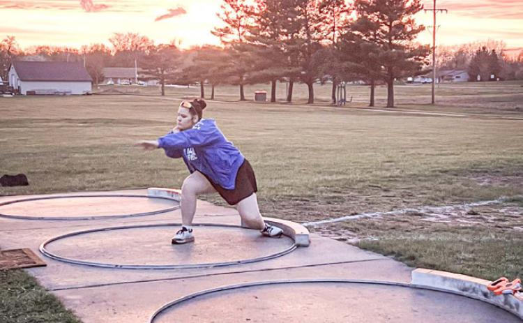 Gladwin Jr. High girls split JPC duals