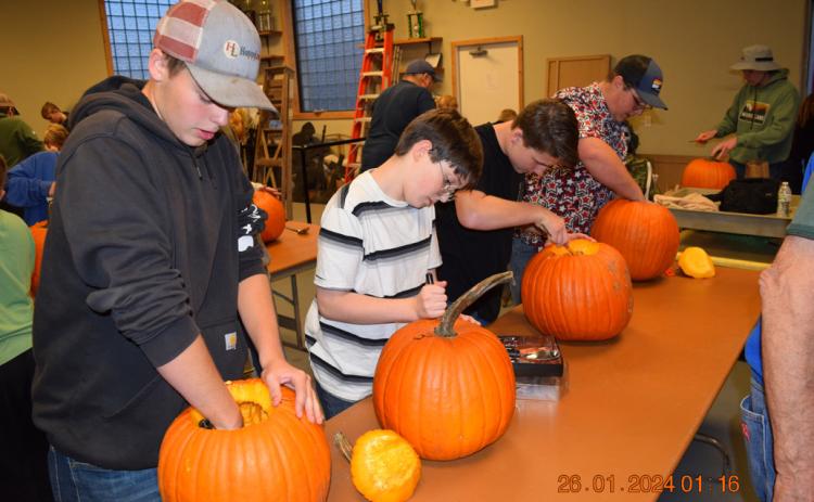 PUMPKIN CARVING CONTEST